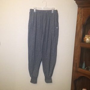 Flattering gray joggers- so comfy!